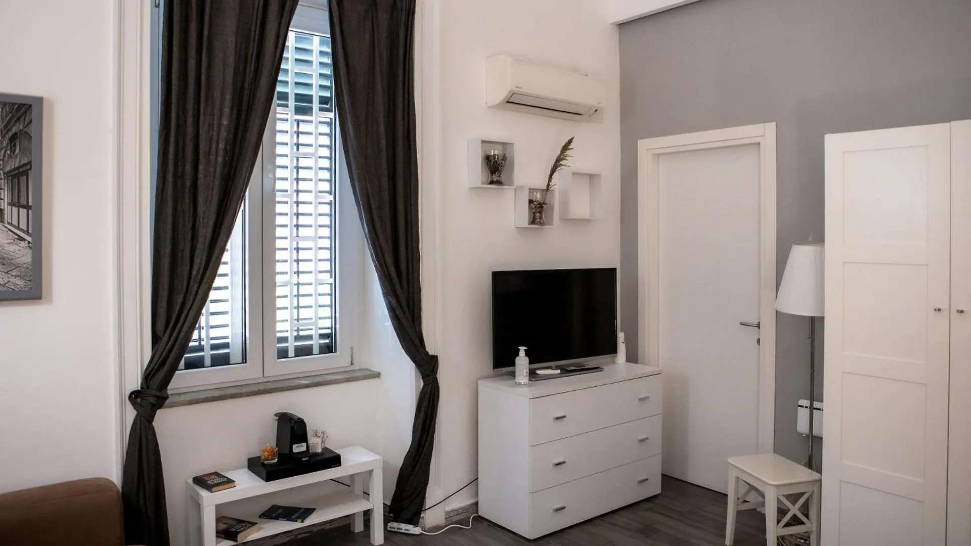 Fiume Apartment Palermo