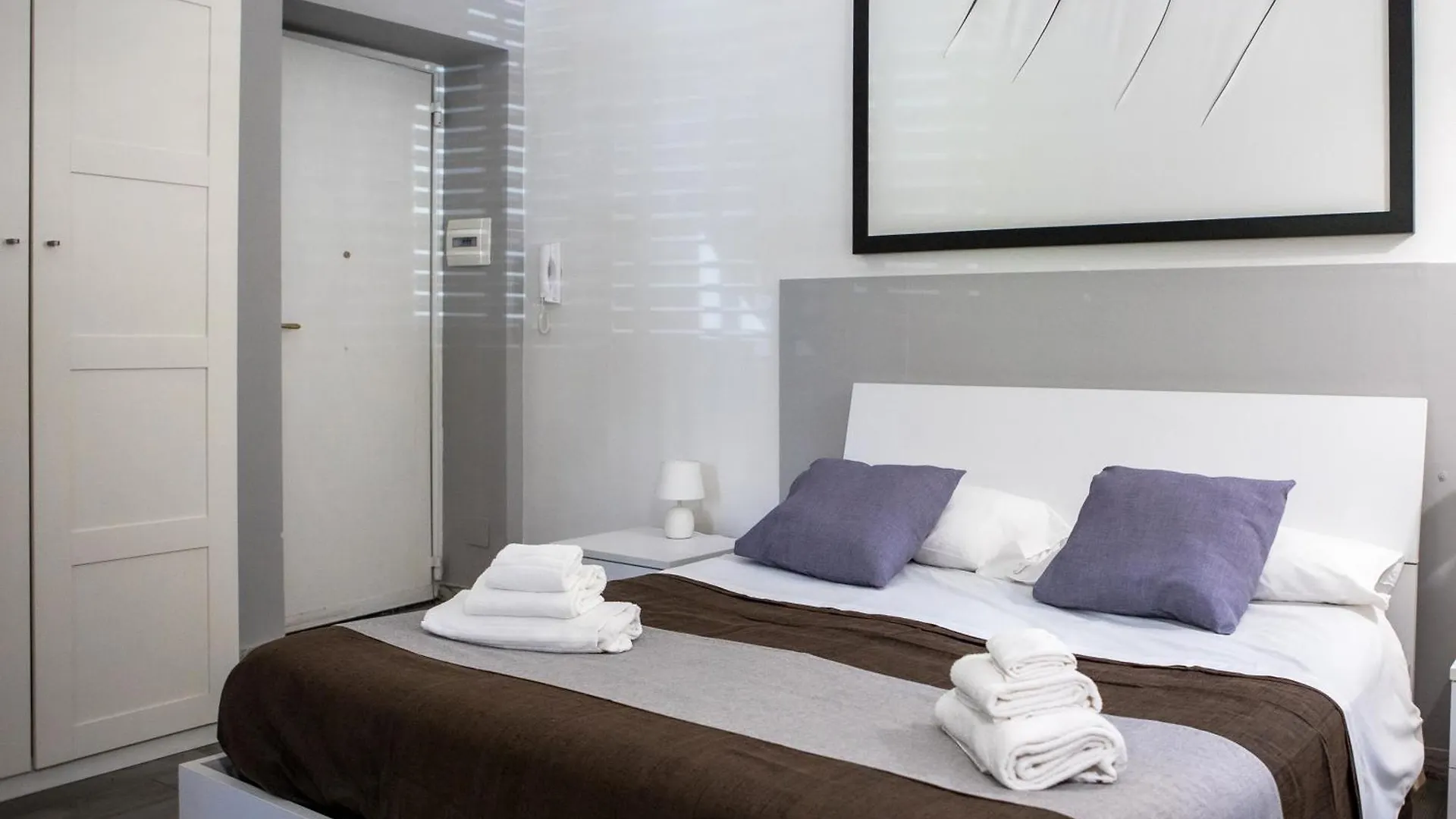 Fiume Apartment Palermo 0*,  Italy